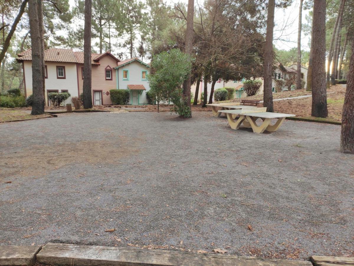 Un Nid Dans La Pinede Villa Lacanau Exterior foto